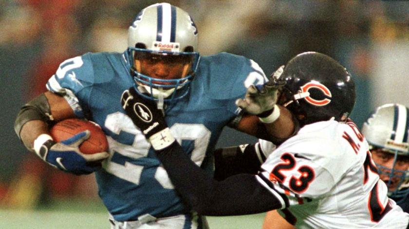 Detroit's Barry Sanders avoids a defender during a Thanksgiving game against the Chicago Bears.