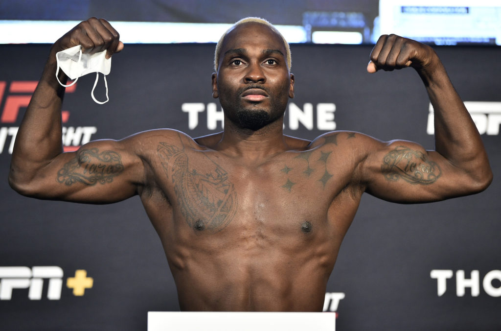 Derek Brunson at the weigh in.