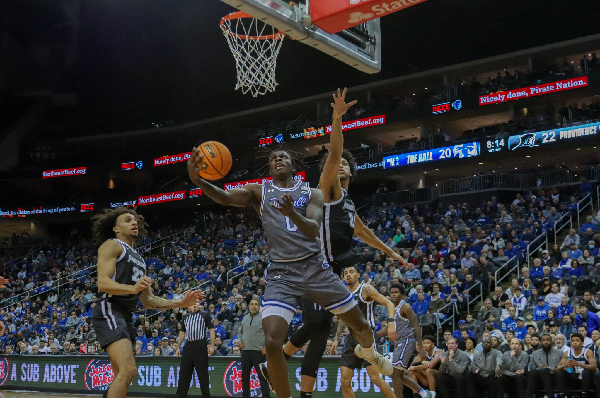 Kadary Richmond against the Providence Friars.