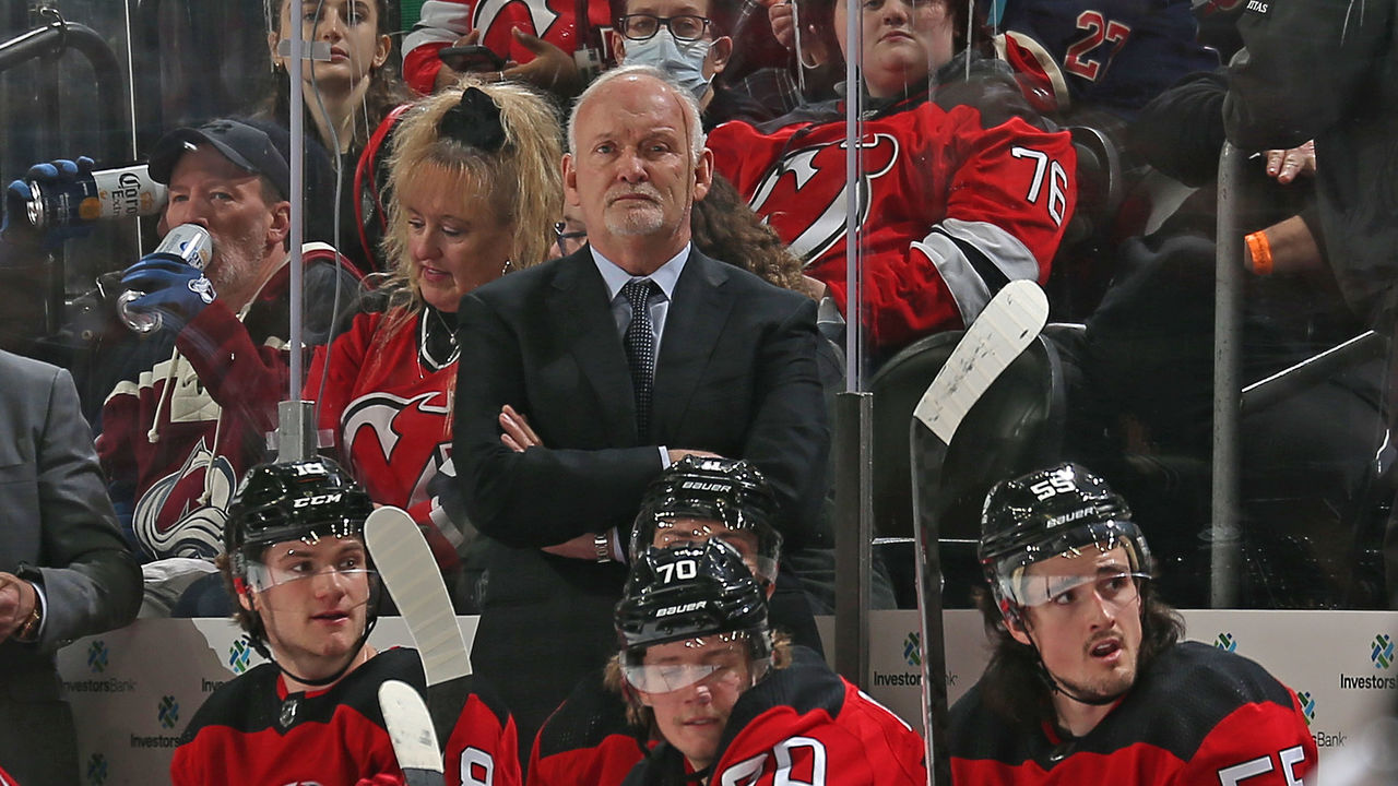 Lindy Ruff watching over his team.