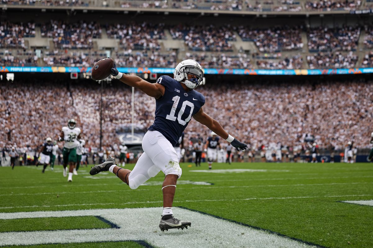 Penn State player celebrates a TD.