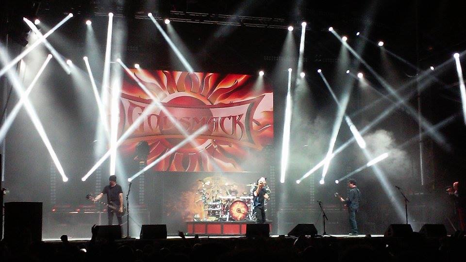 Godsmack Headlining the Carnival! Photo by Prateek Vij